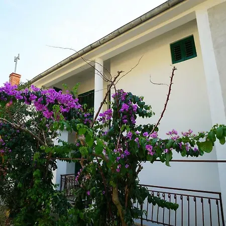 Appartamento Ive Tisno
