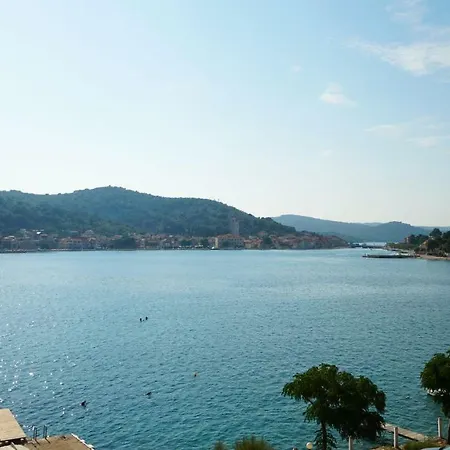 Ive Apartmán Tisno